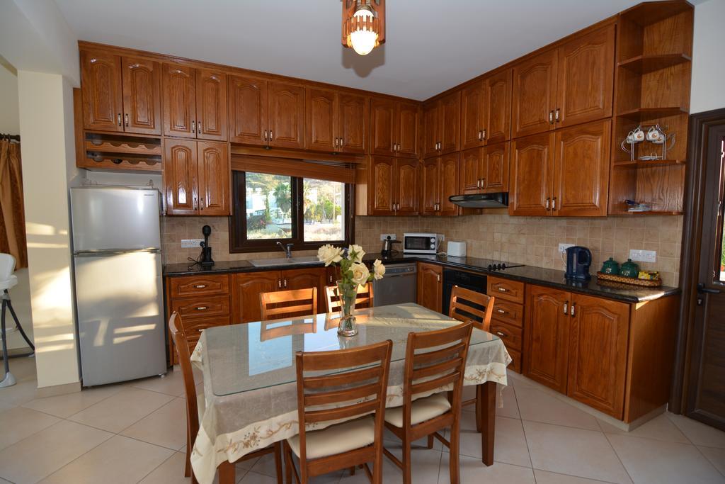 Kalli Villa Pomos Phòng bức ảnh